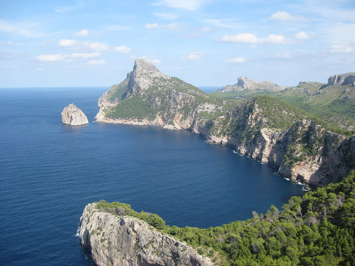 Panorama über Steilküste der Insel Mallorca