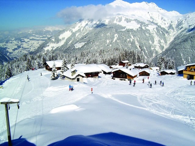 Ansicht der Skipiste im Skigebiet Garfrescha/Montafon in der Schweiz