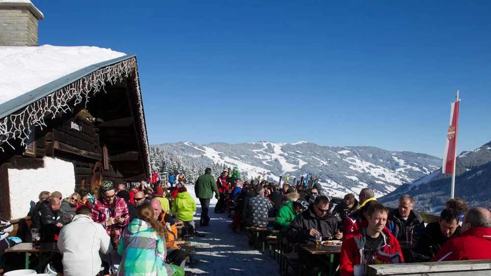 Skihütte in Saalbach-Hinterglemm im Skiurlaub in Österreich